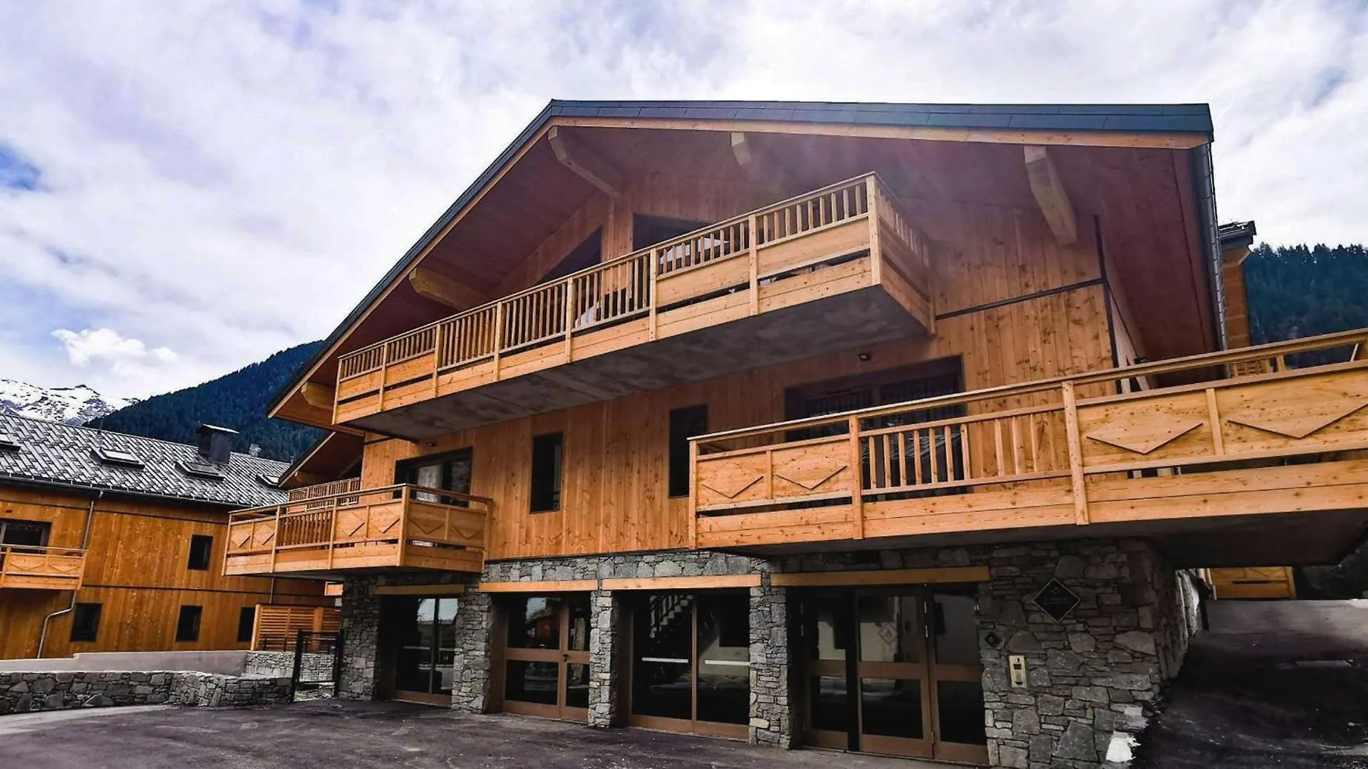 Appartement Neuf 4* Champagny - 3 Ch + Coin Montagne, Balcon Sud-Est, Parking, Wi-Fi - Fr-1-638-16 La Plagne France