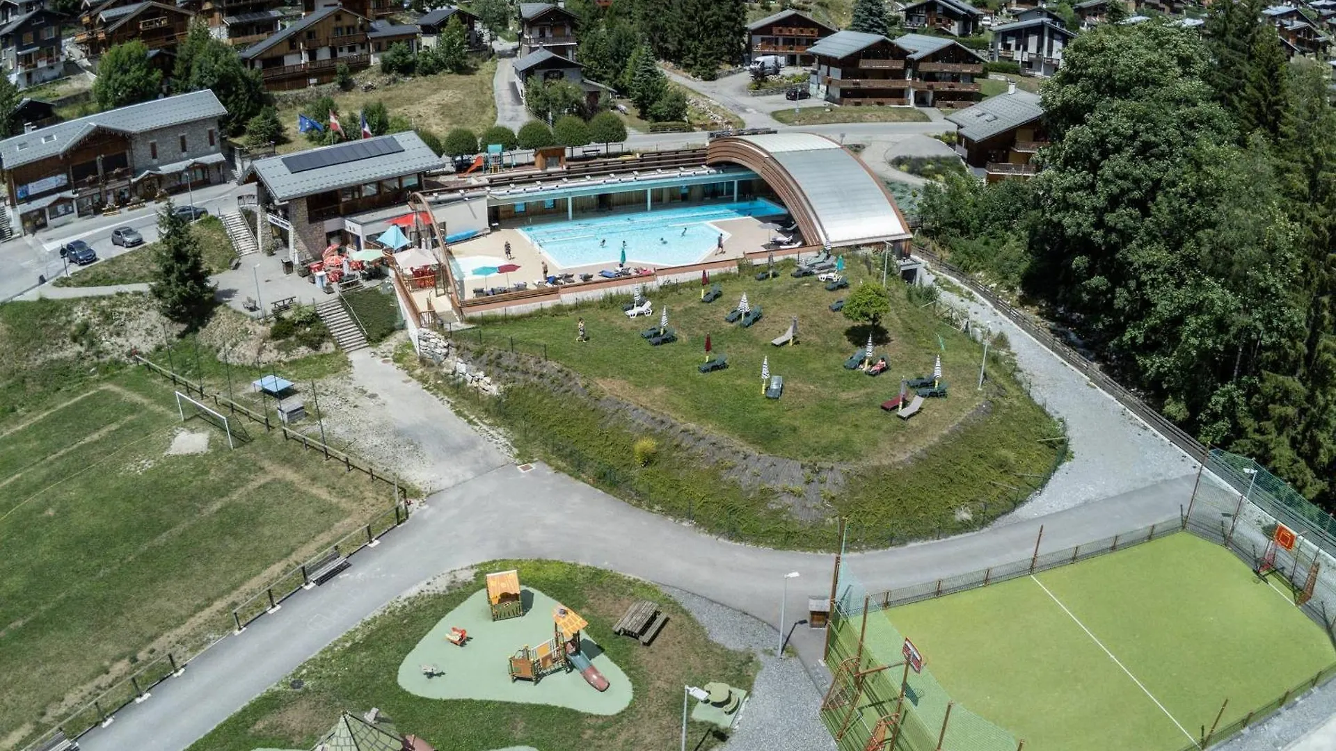 Appartement Neuf 4* Champagny - 3 Ch + Coin Montagne, Balcon Sud-Est, Parking, Wi-Fi - Fr-1-638-16 La Plagne Apartment