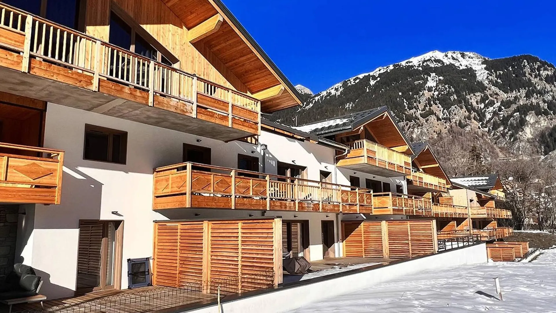 Appartement Neuf 4* Champagny - 3 Ch + Coin Montagne, Balcon Sud-Est, Parking, Wi-Fi - Fr-1-638-16 La Plagne